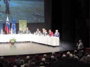 Obisk%20vlade%20v%20Gori%B9ki%20regiji%2C%206.3%20%2821%29-1800.j