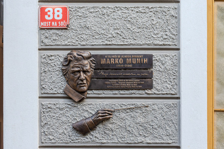 Spominska plošča Marku Munihu (Foto David Štulc Zornik)