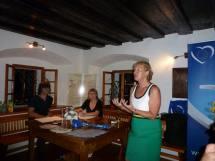 551986_505420679472837_289805355_n