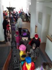 Pust_21-2-2012_Sprevod_znotraj